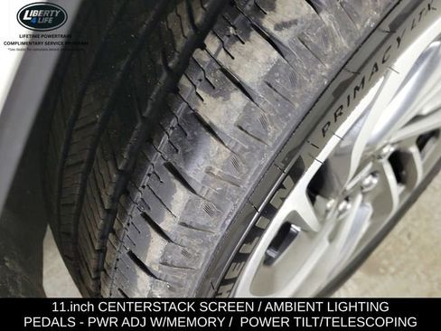Used 2025 Lincoln Navigator Reserve AWD/4WD image 11