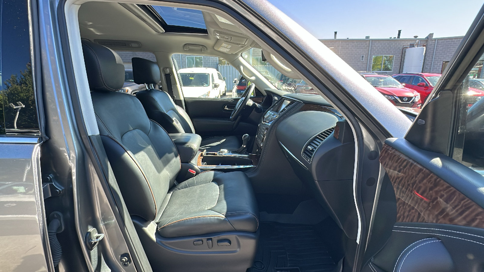Used 2019 Nissan Armada Platinum w/ Captain's Chairs Package AWD/4WD image 26