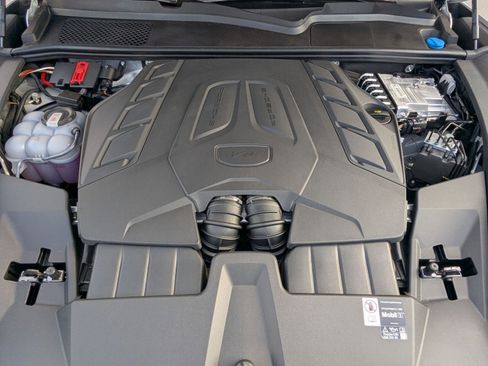 New 2026 Porsche Cayenne GTS image 27