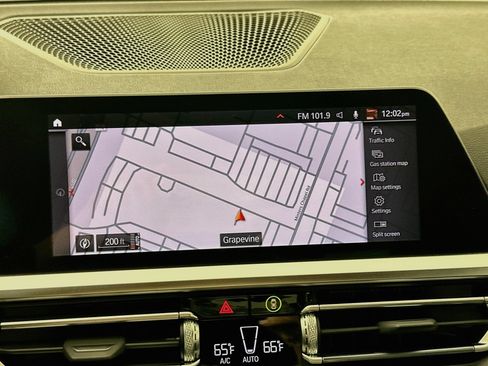 Used 2022 BMW 230i Coupe w/ Premium Package 2 RWD image 14