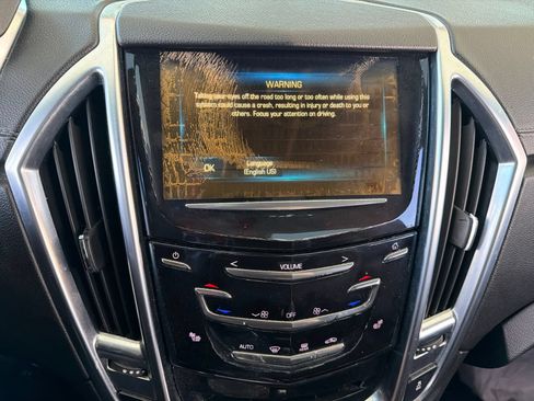 Used 2015 Cadillac SRX Luxury FWD image 26