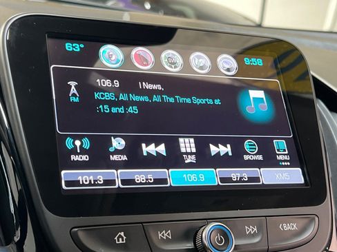 Used 2016 Chevrolet Volt Premier w/ Driver Confidence Package image 17