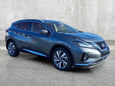 Used 2020 Nissan Murano SL w/ Moonroof Package image 2