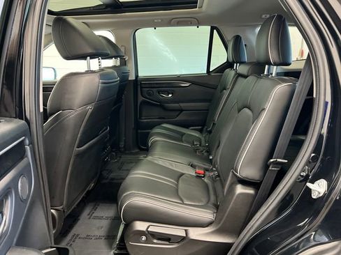 Used 2023 Honda Pilot Elite image 9