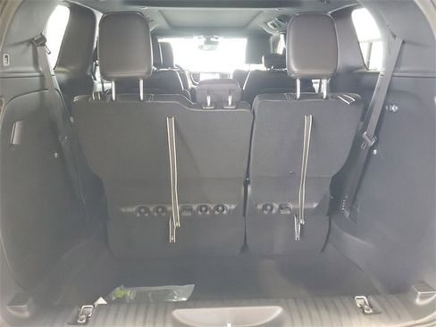 New 2025 Chrysler Pacifica Select image 7