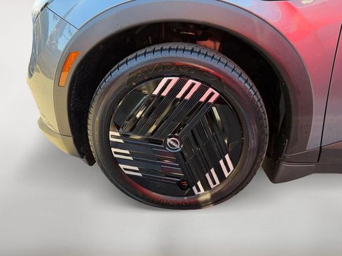 New 2026 Nissan Leaf w/ Illuminated Package image 35