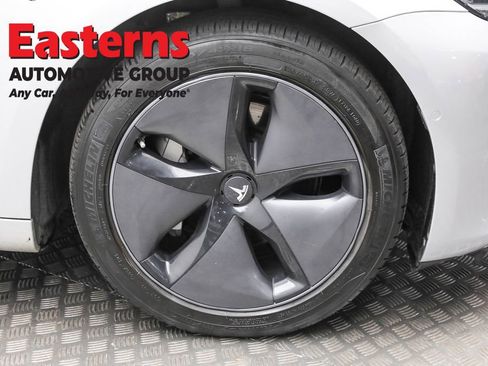 Used 2018 Tesla Model 3 Long Range image 28