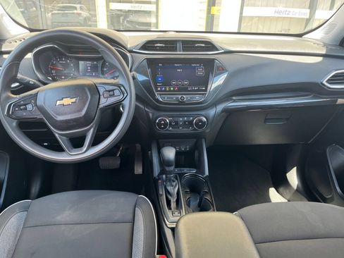 Used 2023 Chevrolet TrailBlazer LT w/ Convenience Package FWD image 33