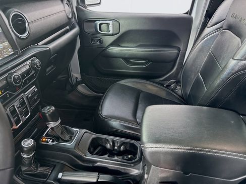 Used 2023 Jeep Wrangler Unlimited Sahara w/ Cold Weather Group image 22