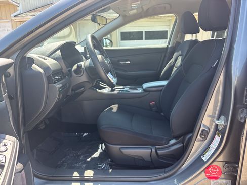 Used 2020 Nissan Sentra S FWD image 14