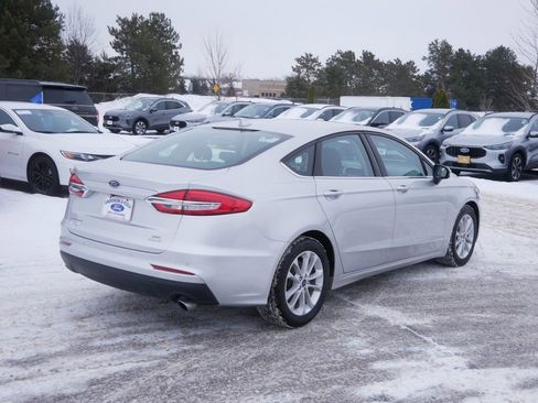Certified 2019 Ford Fusion SE image 5