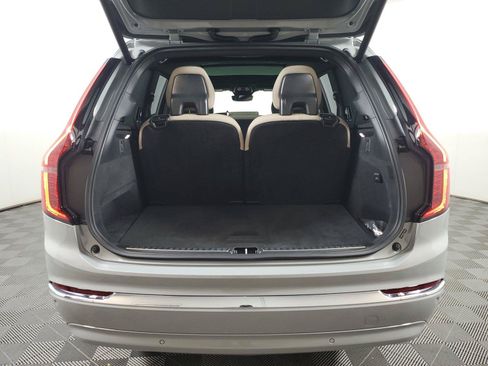 Used 2026 Volvo XC90 B6 Plus AWD/4WD image 9