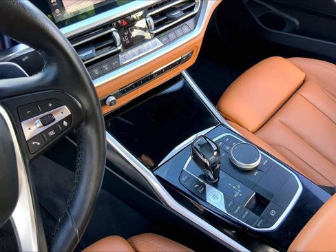 Used 2019 BMW 330i Sedan w/ Driving Assistance Package image 15