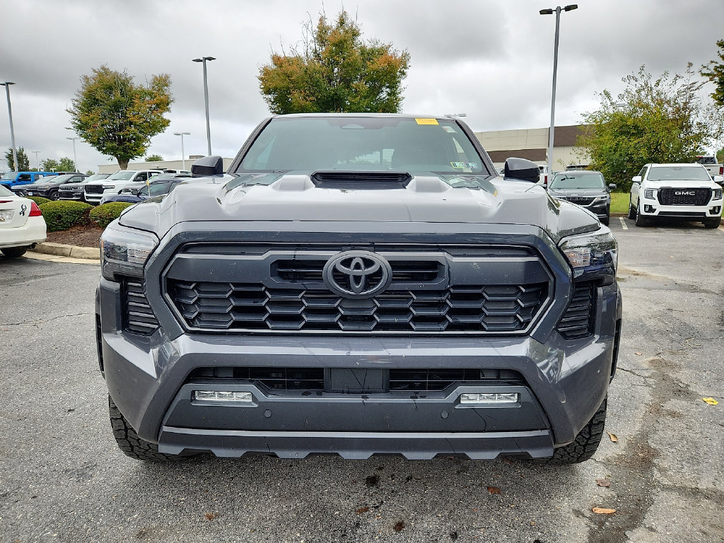 Used 2024 Toyota Tacoma TRD Sport w/ TRD Sport Upgrade Package AWD/4WD image 2