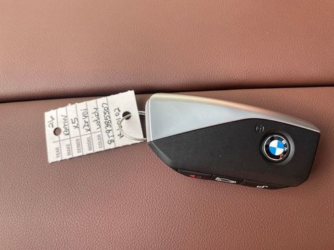 New 2026 BMW X5 xDrive40i w/ Executive Package image 25