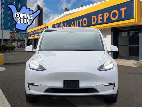 Used 2021 Tesla Model Y Long Range AWD/4WD image 7