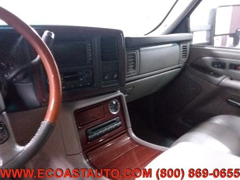 Used 2003 Cadillac Escalade ESV AWD w/ Marketing Vehicle Package image 12