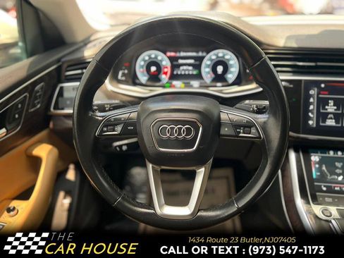 Used 2021 Audi Q8 Premium image 26