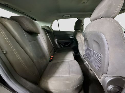 Used 2021 Chevrolet Trax LS w/ Tint and Cruise Package image 26