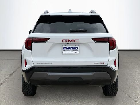 New 2026 GMC Terrain AT4 AWD/4WD image 5