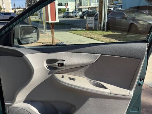 Used 2010 Toyota Corolla LE w/ All Weather Guard Pkg FWD image 15