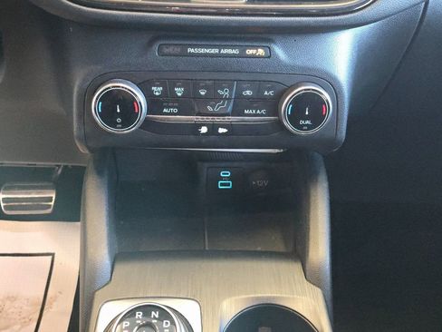 Used 2023 Ford Escape ST-Line image 20