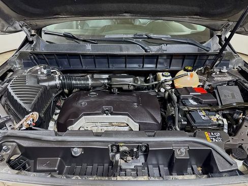 Used 2019 GMC Acadia SLT FWD image 30