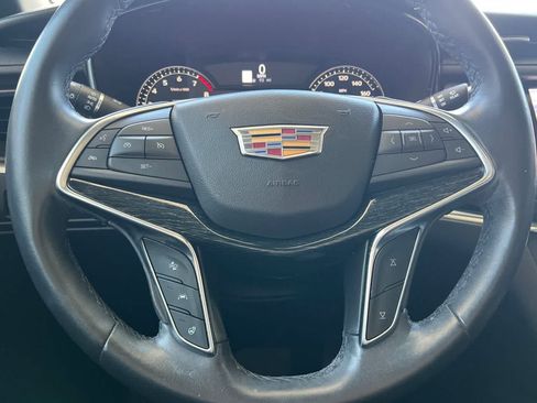 Used 2020 Cadillac XT5 Premium Luxury AWD/4WD image 26