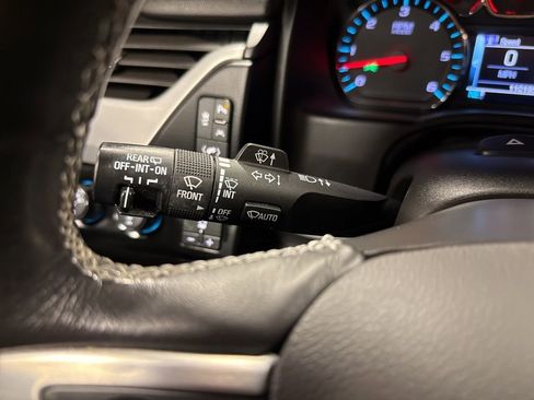 Used 2018 GMC Yukon SLT w/ Open Road Package image 21