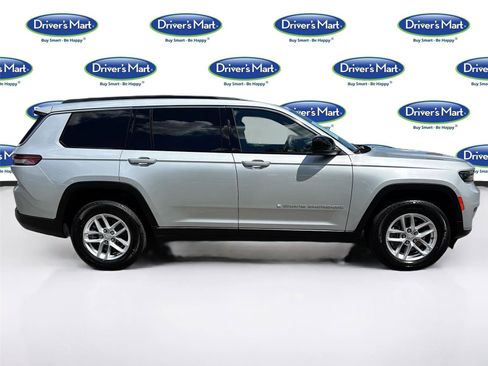 Used 2024 Jeep Grand Cherokee L Laredo image 9