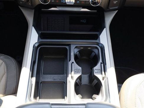 Used 2025 Ford F350 Platinum w/ Platinum Plus Package AWD/4WD image 26