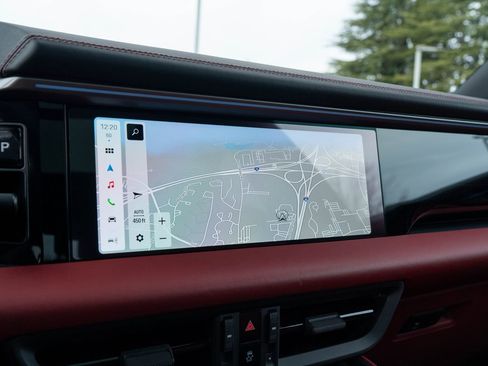 Certified 2025 Porsche Macan 4S Electric image 28