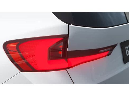 New 2025 BMW X1 xDrive28i w/ Convenience Package image 8