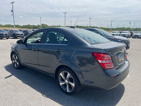Used 2019 Chevrolet Sonic Premier FWD image 2