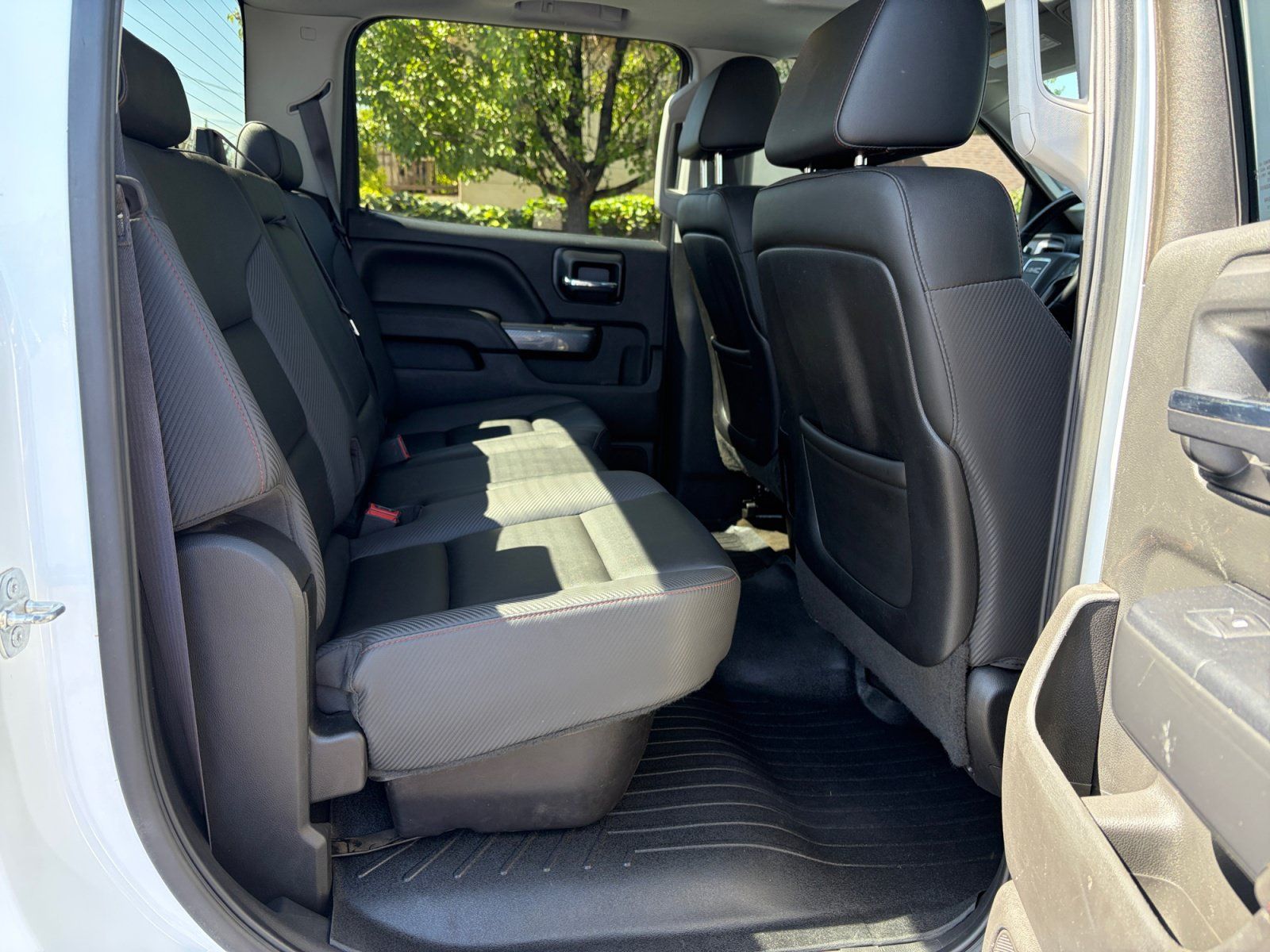Used 2015 GMC Sierra 3500 SLT w/ Duramax Plus Package AWD/4WD image 16