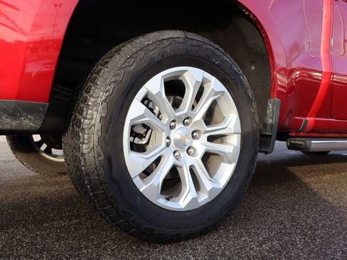 Used 2023 Chevrolet Silverado 1500 LTZ w/ LTZ Premium Package image 46