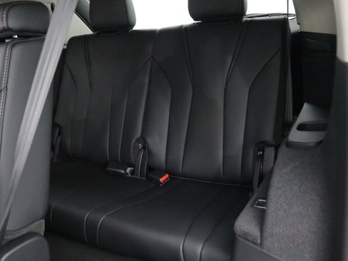 Certified 2026 Acura MDX SH-AWD w/ Technology Package image 11