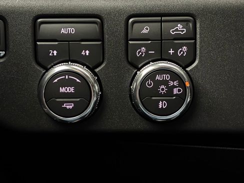 New 2026 GMC Sierra 1500 SLT w/ SLT Premium Package image 22