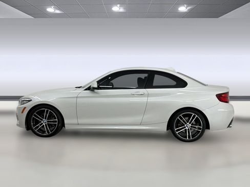 Used 2020 BMW 230i Coupe w/ M Sport Package RWD image 2
