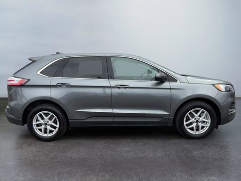 Used 2024 Ford Edge SEL image 6