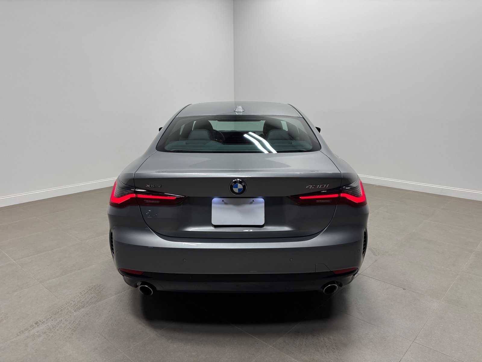 Used 2024 BMW 430i xDrive Coupe w/ Premium Package AWD/4WD image 8