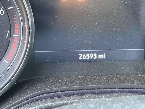Used 2023 Buick Encore GX Preferred FWD image 11