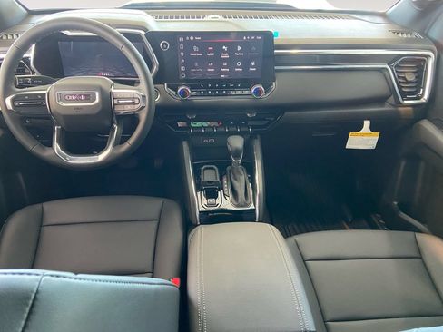New 2026 GMC Canyon Elevation w/ Convenience Package RWD image 10