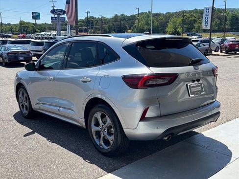 Used 2023 Ford Escape ST-Line w/ Tech Pack #1 FWD image 2