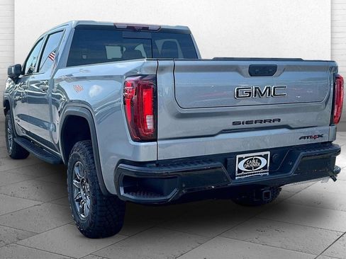 Used 2026 GMC Sierra 1500 AT4X w/ LPO, Black Badging Package AWD/4WD image 11