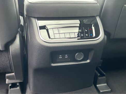 New 2025 INFINITI QX80 Sensory image 22