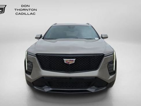 Certified 2024 Cadillac XT4 Sport w/ Active Safety Package AWD/4WD image 8