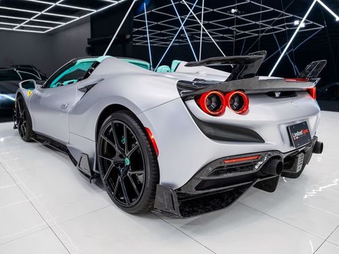 Used 2023 Ferrari F8 Tributo RWD image 17