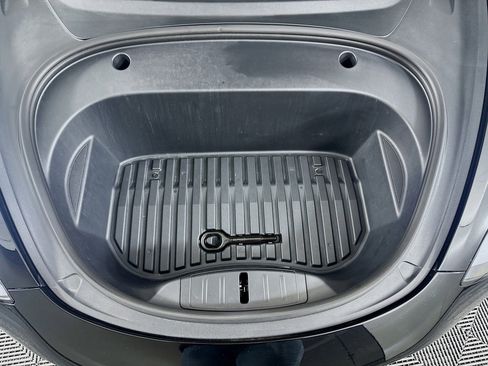 Used 2022 Tesla Model 3 image 31