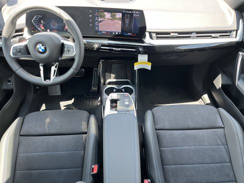 New 2025 BMW X1 xDrive28i w/ M Sport Package image 3